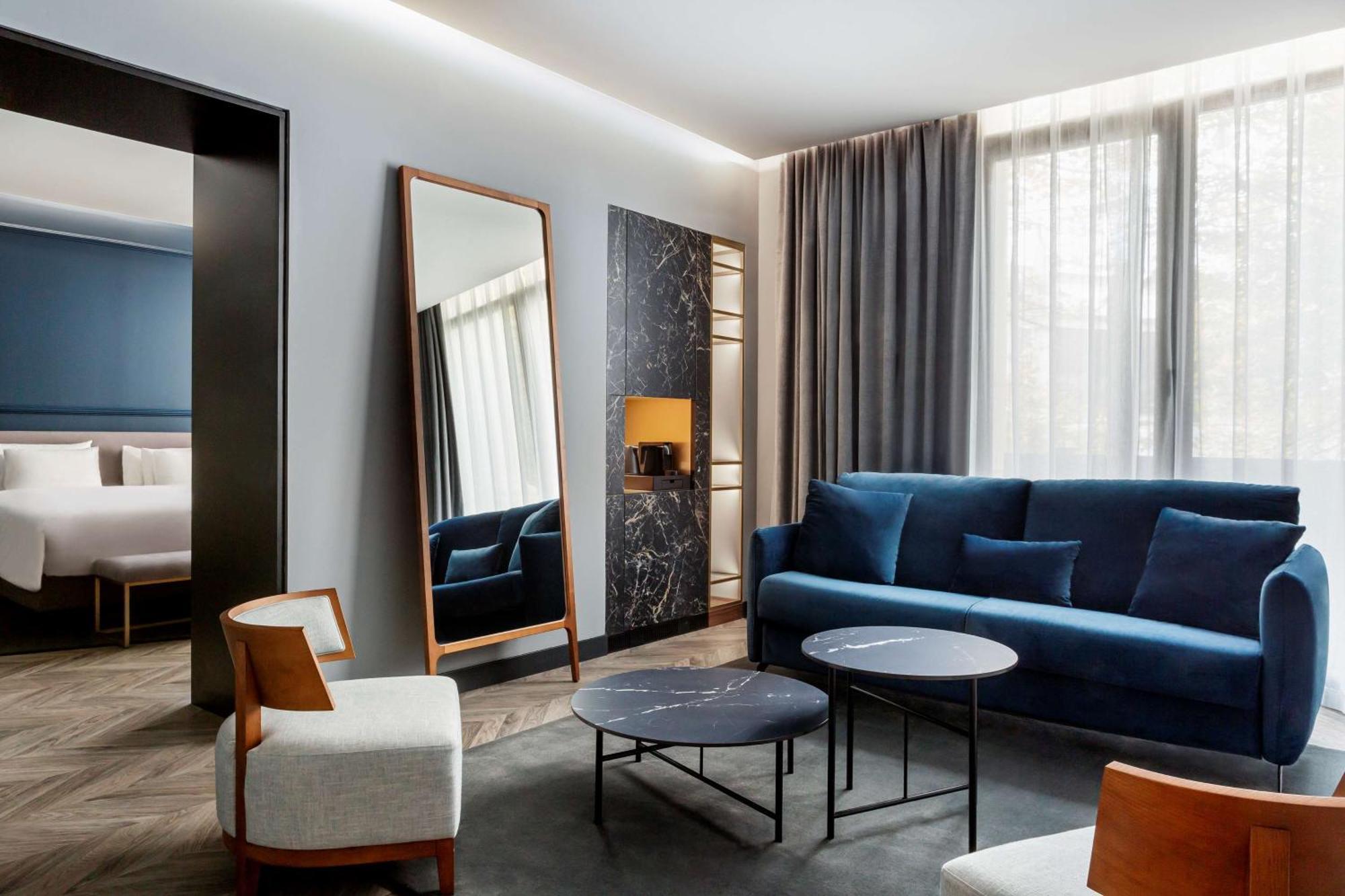 Отель Radisson Collection Бильбао Экстерьер фото